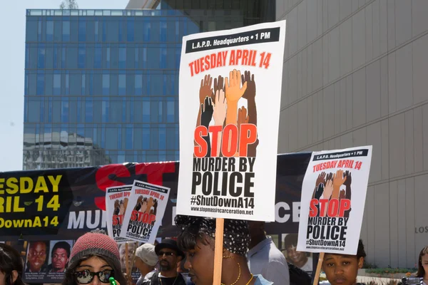 People raising stop murder by police signs — Stock Photo, Image