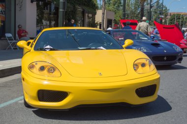 Ferrari 360 Challenge Stradale araba ekranda