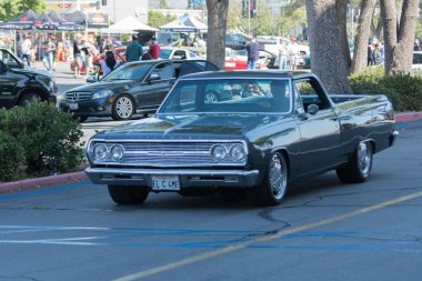 Chevrolet El Camino araba ekranda