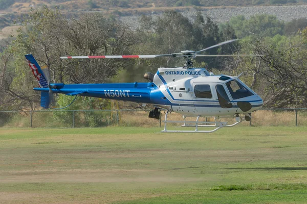 Helikopter policji Ontario — Zdjęcie stockowe