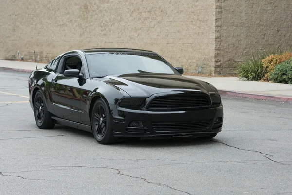 Ford Mustang wird ausgestellt — Stockfoto