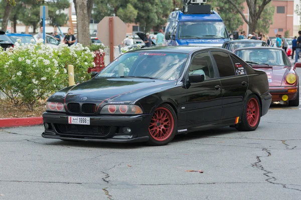 BMW bil på displayen — Stockfoto