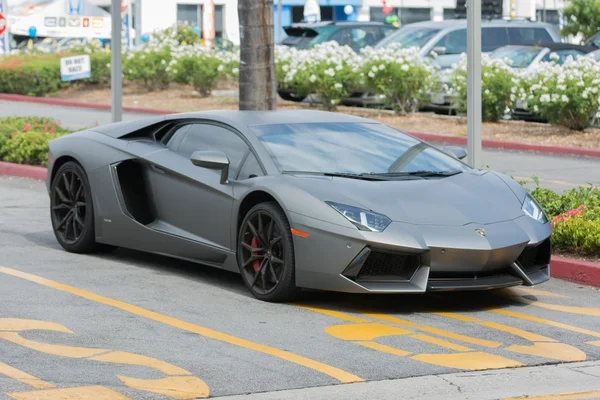 Lamborghini Aventador masina pe ecran — Fotografie, imagine de stoc