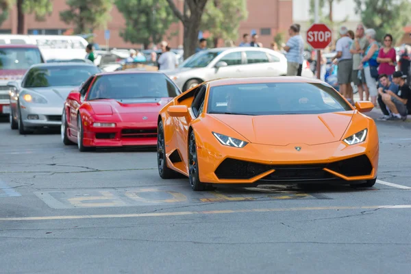 Lamborghini Huracan samochodu na wyświetlaczu — Zdjęcie stockowe