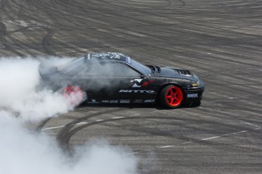 Araba drift sunumu