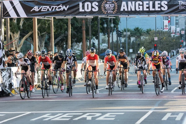 Cyclists at the start — Stock Photo, Image