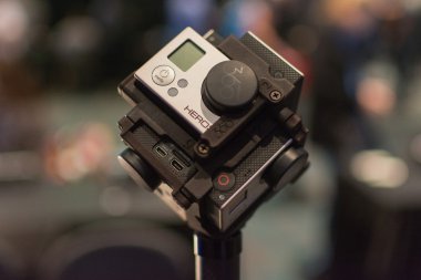 360 derece sanal gerçeklik kamera sistemi