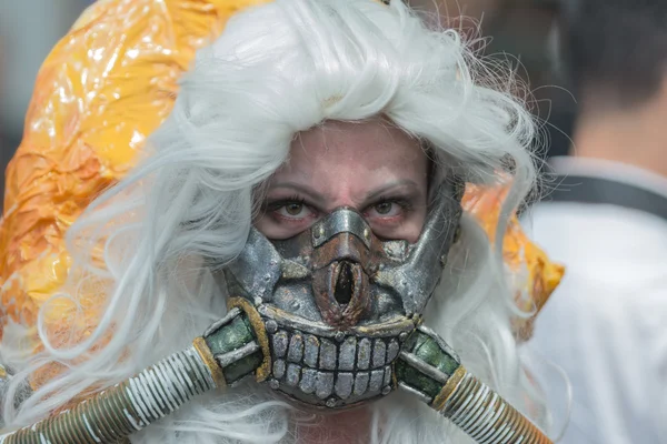 Woman characterized as Immortan Joe — Stok fotoğraf