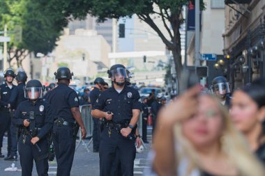 Los Angeles, Kaliforniya, ABD, 3 Kasım 2025 Los Angeles Dodgers Şampiyonası 'nda polis memurları