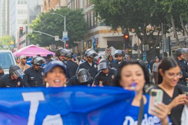 Los Angeles, Kaliforniya, ABD, 3 Kasım 2025 Los Angeles Dodgers Şampiyonası 'nda taraftarlar