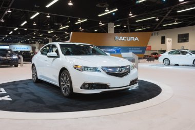 Acura Tlx ekranda.
