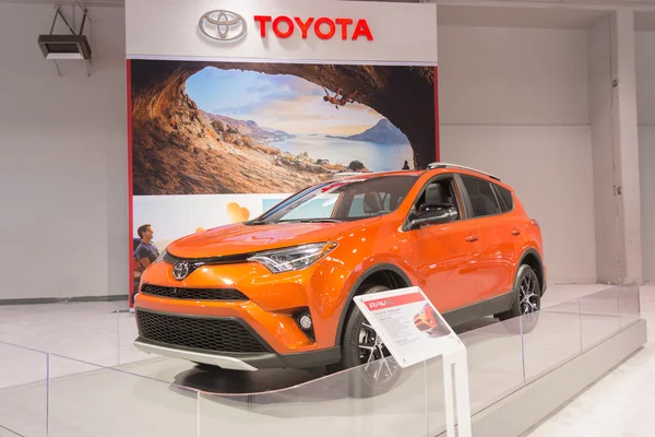 Toyota RAV4 in mostra . — Foto Stock