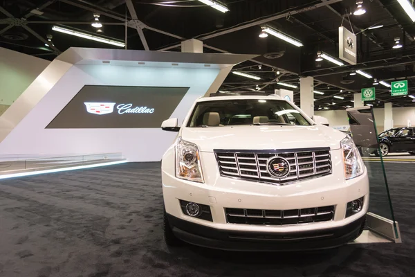 2015 cadillac srx geländewagen auf dem display. — Stockfoto