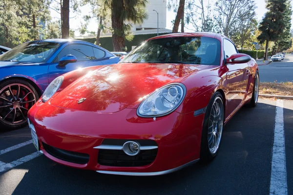 Porsche Cayman S en pantalla — Foto de Stock