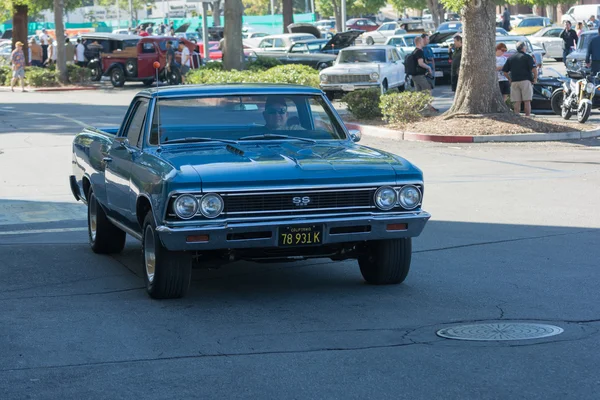 Chevrolet El Camino pada layar — Stok Foto