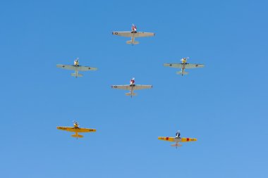 II. Dünya Savaşı askeri uçak fly