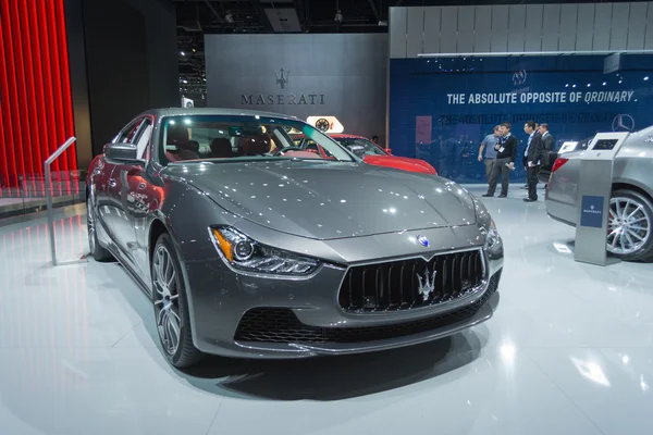 Maserati Ghibli на выставке — стоковое фото