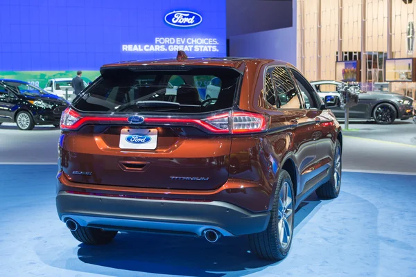 Ford Edge титана — стоковое фото