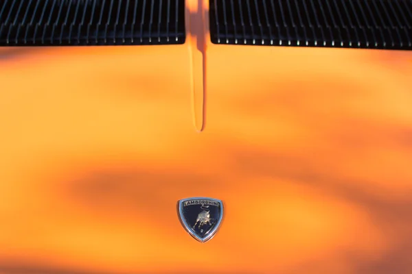 Lamborghini-Emblem zur Schau gestellt — Stockfoto