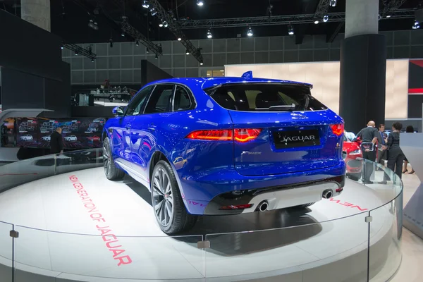 Jaguar F-Pace 2016 — Photo