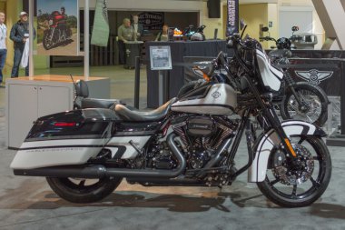 Harley-Davidson  FLHXS - Street Glide  Special