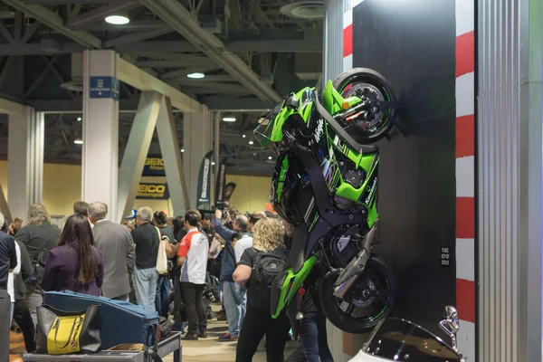 Kawasaki Ninja op de muur — Stockfoto