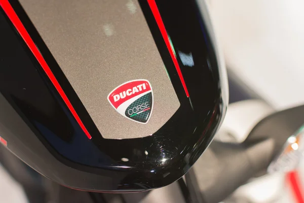 Έμβλημα της Ducati στην οθόνη — Φωτογραφία Αρχείου