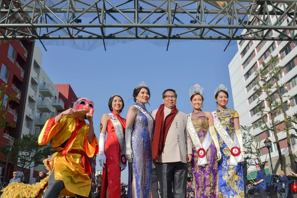 Chinesischer Kammerpräsident mit Königin und Prinzessin — Stockfoto