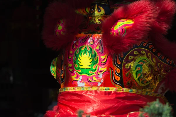 Ornamento chinês durante o 117th Golden Dragon Parade , — Fotografia de Stock