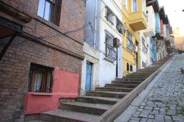 İstanbul - Türkiye: 28 Ekim 2020, İstanbul, Türkiye kentte ve ülkenin 81 ilinden birinde yer aldı. Ülkedeki en kalabalık, ekonomik, tarihsel ve sosyo-kültürel olarak en önde gelen şehirdir..
