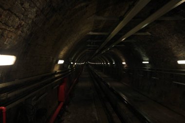 İstanbul - Türkiye: 28 Ekim 2020, İstanbul, Türkiye kentte ve ülkenin 81 ilinden birinde yer aldı. Ülkedeki en kalabalık, ekonomik, tarihsel ve sosyo-kültürel olarak en önde gelen şehirdir..