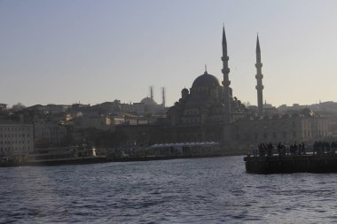 İstanbul - Türkiye: 28 Ekim 2020, İstanbul, Türkiye kentte ve ülkenin 81 ilinden birinde yer aldı. Ülkedeki en kalabalık, ekonomik, tarihsel ve sosyo-kültürel olarak en önde gelen şehirdir..