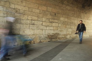 İstanbul - Türkiye: 28 Ekim 2020, İstanbul, Türkiye kentte ve ülkenin 81 ilinden birinde yer aldı. Ülkedeki en kalabalık, ekonomik, tarihsel ve sosyo-kültürel olarak en önde gelen şehirdir..