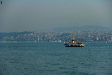 Boğazdaki yolculara 160 yıllık deneyimli feribot hizmeti veren Şehir Hatları Feribotları