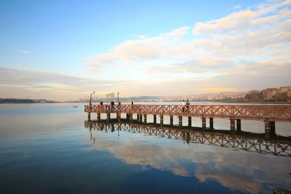 Kckcekmece Distrito Localizado Redor Lago Mesmo Nome Oeste Istambul — Fotografia de Stock