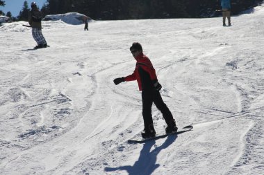 Bursa 'nın Uludağ kenti, 2543 metre yükseklikteki dağlarla ve Türkiye' nin en büyük kış sporları merkezinin doğasıyla iç içe..