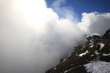 Bursa 'nın Uludağ kenti, 2543 metre yükseklikteki dağlarla ve Türkiye' nin en büyük kış sporları merkezinin doğasıyla iç içe..