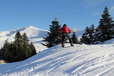 Bursa 'nın Uludağ kenti, 2543 metre yükseklikteki dağlarla ve Türkiye' nin en büyük kış sporları merkezinin doğasıyla iç içe..