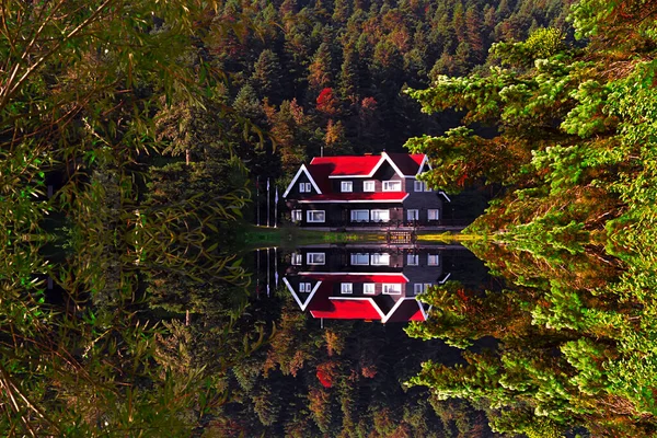 Golcuk Nature Park Parque Natural Montañoso Con Lago Bosques Senderos — Foto de Stock