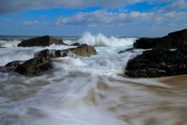 Karadeniz kıyısındaki Trakya 'da yer alan Neada' nın 22 kilometrelik bir plajı yok. Kasabadaki en popüler yer.
