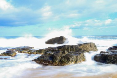 Karadeniz kıyısındaki Trakya 'da yer alan Neada' nın 22 kilometrelik bir plajı yok. Kasabadaki en popüler yer.