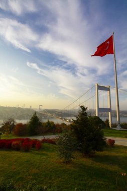 Fatih Sultan Mehmet Köprüsü, İstanbul 'un Kavack ve Hisarist ilçeleri arasında Asya ve Avrupa kıtalarını ikinci kez birleştiren asma köprü..