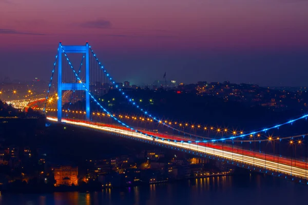 Die Fatih Sultan Mehmet Brücke Ist Eine Hängebrücke Zwischen Den — Stockfoto