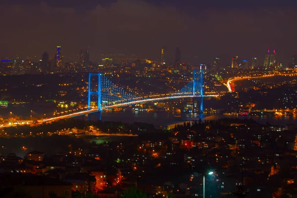 Temmuz Şehitler Köprüsü Eski Adıyla Boğaz Köprüsü Yani Boğaz Üzerine — Stok fotoğraf