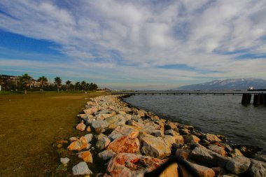 Kocaeli Seka Parkı ve Bumerang şeklinde iskele.