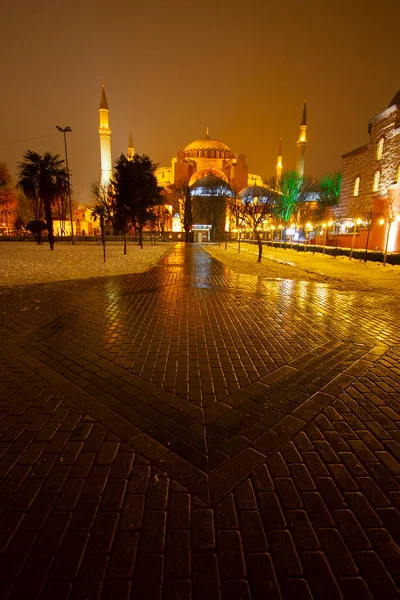 Journée Enneigée Sur Place Sultanahmet Vue Hagia Sophia Istanbul Turquie — Photo