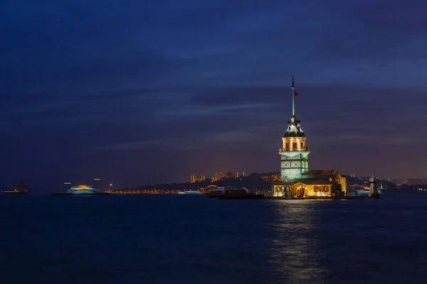 Coucher Soleil Stanbul Bosphore Avec Tour Vierge — Photo