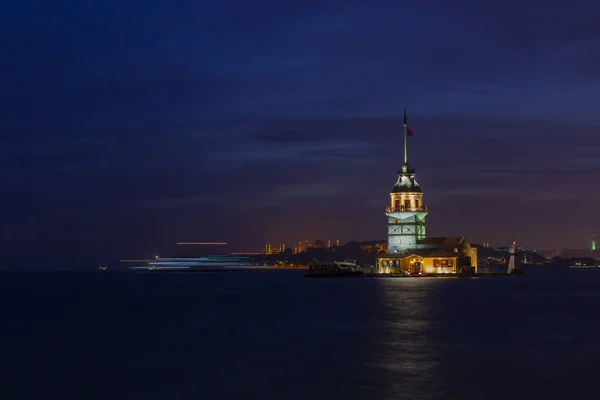 Coucher Soleil Stanbul Bosphore Avec Tour Vierge — Photo