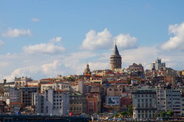 İstanbul Marmara Denizi 'ndeki eski tarihi binalar