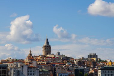 İstanbul Marmara Denizi 'ndeki eski tarihi binalar